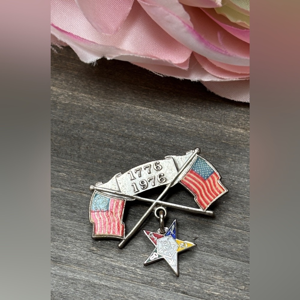 Silver 1776-1976 Flag Brooch with Star Charm